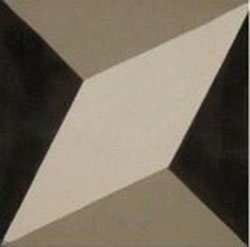 D423